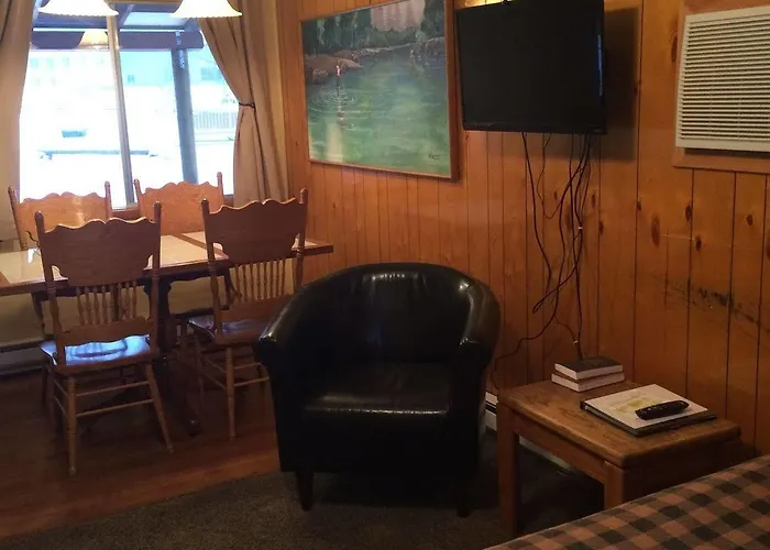 Double B Lodge