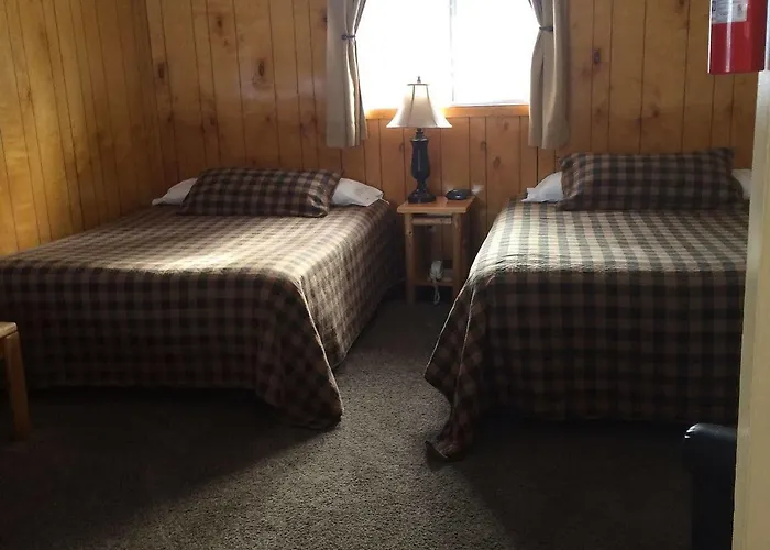 Double B Lodge *