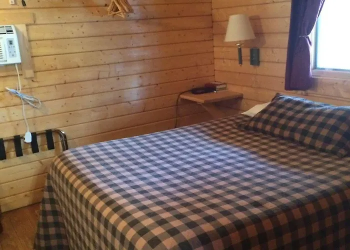 Double B Lodge